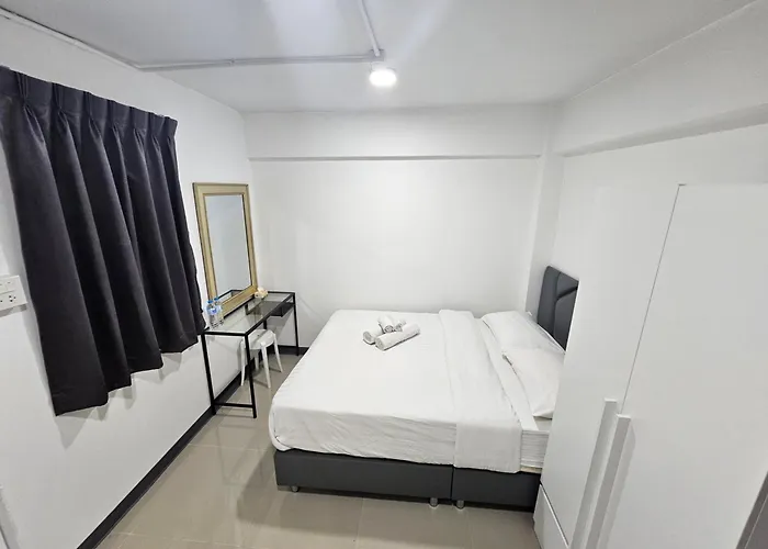 Loft 21 Romklao Bangkok