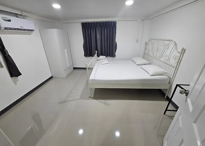 Loft 21 Romklao 3*