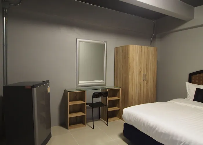 Loft 21 Romklao Bangkok