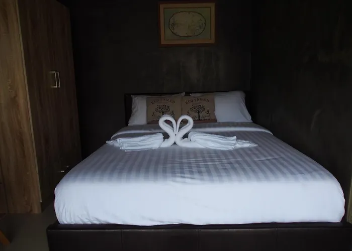 Loft 21 Romklao Motel Bangkok